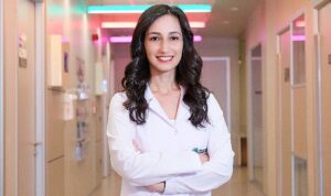 yeni-yilda-ilk-isiniz-su-icmek-olsun-yilin-ilk-gunune-saglikli-baslangic-onerileri-QKewL7ei.jpg