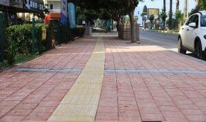 antalya-buyuksehir-portakal-cicegi-caddesinin-kaldirimlarini-yeniliyor-BTM1FQfC.jpg