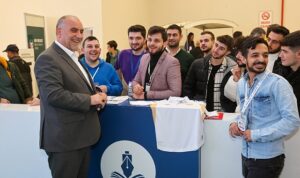 baskan-ibrahim-sandikcidan-genclere-tam-destek-Gm3bviRE.jpg
