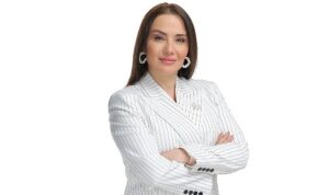 deniz-ugur-ekranlara-geri-donuyor-pF47VAeJ.jpg