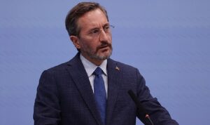 iletisim-baskani-altun-uadnin-kararinin-israilin-yaptiklarinin-hesabini-vermesine-vesile-olacagini-umuyoruz-PSvk1uTX.jpg