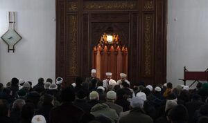 inegol-yeni-yila-sabah-namazi-bulusmasiyla-basladi-4GZbv9VH.jpg