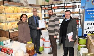 karabaglar-belediyesinden-esnafa-buyuk-kolaylik-Pr4Ag5Pi.jpg