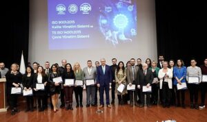 rektor-prof-dr-budak-eu-uluslararasi-standartlarda-bir-dunya-universitesi-oldugunu-kanitladi-2czvRsNr.jpg