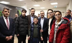 sanayi-ve-teknoloji-bakani-mehmet-fatih-kacir-2024e-bagcilarda-girdi-7UKuSFEs.jpg