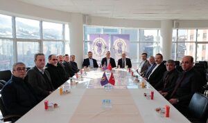 ak-parti-heyetinden-kizilay-ve-nesoba-ziyaret-Wf1d7Cyq.jpg