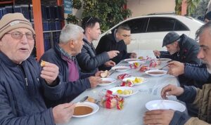 alanya-hali-esnafina-corba-ikrami-XLByttWI.jpg