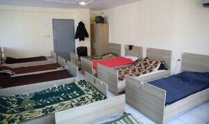 antalya-buyuksehir-belediyesi-soguk-havada-evsizleri-unutmadi-9s2hErUS.jpg