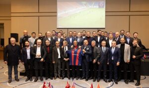 baskan-abdullah-ozyigit-mersin-idman-yurdu-icin-uzerimize-duseni-yapmaya-devam-edecegiz-HJC1X7sa.jpg