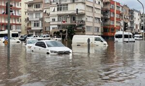 baskan-bocek-1450-personel-ve-290-aracla-sahadayiz-var-gucumuzle-calisiyoruz-ZElbOdA7.jpg
