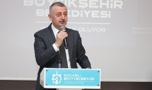 baskan-buyukakin-gebzede-serviscilerle-bulustu-eNLw1ND7.jpg