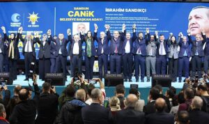 baskan-ibrahim-sandikciyla-yola-devam-CVez77yb.jpg