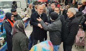 baskan-sandikciya-vatandaslardan-sevgi-seli-sj8EUQVJ.jpg