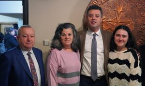 baskan-sarikurt-ziyaretlerini-surduruyor-v4dw6N83.jpg