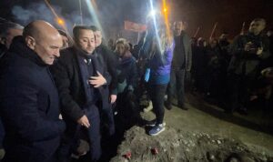 baskan-soyer-osmaniyedeki-anma-torenlerine-katildi-fAswtW6s.jpg