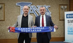 buyukakin-17-balkan-dernegi-ile-bulustu-V8vkXh4C.jpg