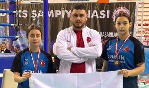 canikli-sporculardan-sampiyonaya-damga-ZJhcK9LG.jpg