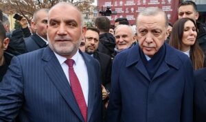 canikten-cumhurbaskani-erdogana-coskulu-karsilama-fUrAFPTx.jpg