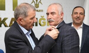 chpli-aday-ak-partiye-katildi-nQiJaRr5.jpg