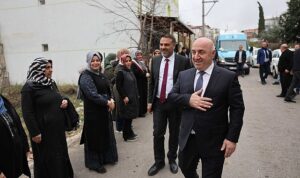 daricada-kadinlar-urettigini-satabiliyor-WbVtZ86B.jpg