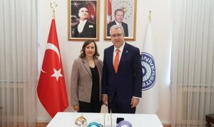 doc-dr-er-guneri-afet-sonrasi-menstruel-hijyen-eksikligi-kadinlarin-ureme-sagligini-etkiliyor-X3V1Nm1K.jpg