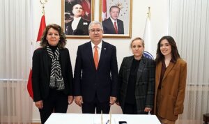 egeli-akademisyenler-guneste-gorulen-leke-verilerini-veri-madenciligi-yontemi-ile-inceleyecek-wp3zxbFh.jpg