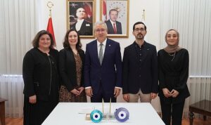 egeli-bilim-ekibi-deprem-travmasinin-kronik-hastaligi-olan-bireylerin-uyumuna-etkisini-arastiracak-MylcDiUp.jpg
