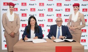 emirates-brezilya-ve-arjantin-seferlerini-artirirken-azul-havayollari-ile-sadakat-programi-ortaklik-anlasmasi-imzaladi-8ZdABMrn.jpg