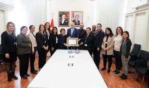 eu-pediatrik-kok-hucre-nakil-merkezi-avrupa-ve-dunya-kalitesinde-hizmet-veriyor-wkHgVV2g.jpg