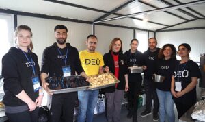 felaketin-yildonumunde-deuden-dayanisma-raporu-fTV4ndfm.jpg