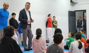golcuk-belediyesi-tarafindan-tadilati-tamamlanarak-yenilenen-duzagac-kultur-merkeziinde-taekwondo-dersleri-basladi-Y7nqJkZr.jpg