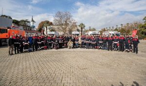 izmir-itfaiyesinin-ozel-donanimli-ambulanslari-hayat-kurtaracak-VDUPwRZ8.jpg