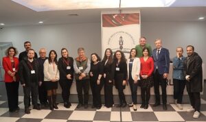 izmo-izmirli-minikleri-deprem-konusunda-bilgilendirecek-NgdeXukg.jpg