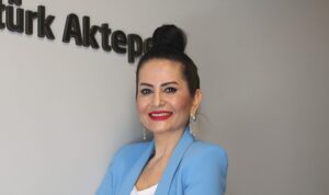 kilo-vermek-icin-yemekten-10-dakika-once-bir-bardak-su-icin-kyWRMjDD.jpg