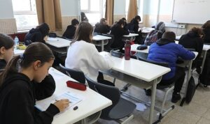 konya-buyuksehir-lgs-ve-tyt-ogrencilerini-sinavlara-hazirliyor-DK7tzEIN.jpg