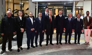 kttc-cumhurbaskani-ersin-tatar-vefahaneye-hayran-kaldi-HJdnIVaE.jpg