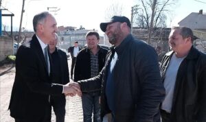 kursunluda-cadde-ve-sokaklar-sil-bastan-yenileniyor-E4uJyPqP.jpg