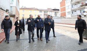 mahalle-otoparklari-merkeze-nefes-aldiriyor-hDBgnSWS.jpg