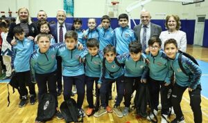 nilufer-belediyesi-amator-sporcularin-yaninda-3m9fahGh.jpg