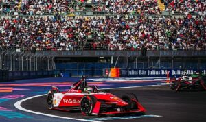 nissan-icin-motor-sporunun-otesinde-bir-tutku-formula-e-IVxeYFtj.jpg