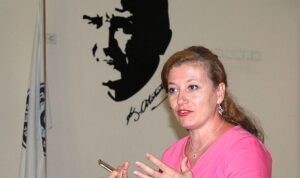 prof-dr-sule-erten-elaya-tubitak-fransa-disisleri-bakanligi-bosphorus-programi-kapsaminda-proje-destegi-lxQgHBzg.jpg