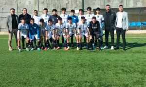 selcuk-sahin-yenisehir-belediyesi-u16-futbol-takiminin-macini-izledi-XgXg2AQ5.jpg