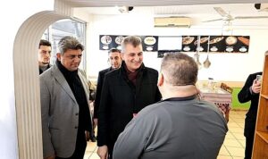 sezer-golcukte-yatirimlari-bir-bir-hayata-gecirecegiz-hjrEGqTL.jpg