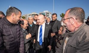 soyer-izmir-tarimi-hareketimiz-bir-cumhuriyet-devrimidir-vZxBw7r4.jpg