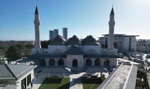 zeytinburnu-yeni-eserler-kazanmaya-devam-ediyor-SRa56UGX.jpg