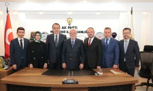 ak-parti-genel-baskanvekili-mustafa-elitas-nevsehirde-partililerle-bir-araya-geldi-iUZhTM4y.jpg