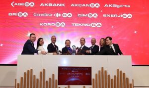 ak-portfoyden-dunyanin-sabancisina-yatirim-firsati-ak-portfoy-sabanci-toplulugu-sirketleri-fonu-pOcDxMG6.jpg