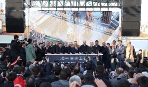 ali-yerlikayanin-katilimiyla-konya-buyuksehir-kadinhaninin-kalbinde-tarihi-bir-kentsel-donusume-imza-atiyor-HpyPb7AD.jpg