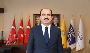 baskan-altay-cocuklari-ilk-oruc-hediyesiyle-sevindireceklerini-acikladi-wRPWZXOZ.jpg