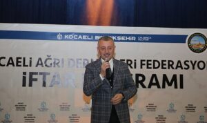 baskan-buyukakin-agri-ve-trabzon-il-derneklerinin-iftar-programina-katildi-w7PKTSVF.jpg